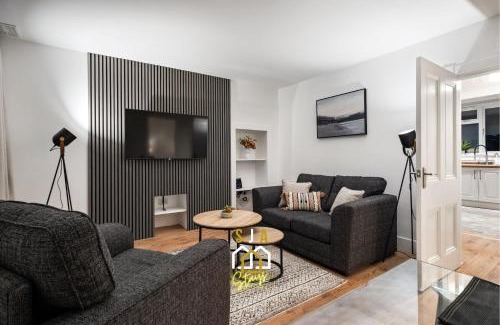 Central Aberdeen Apartment | Holburn Road Retreat - SJA Stays - 1 Bed Apartment