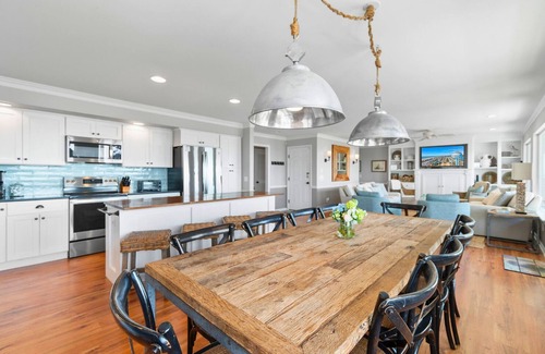 Holden Beach House | "Holden Shores" - Oceanfront Home w/Pool, 5 Bedrooms/4.5 Bathrooms