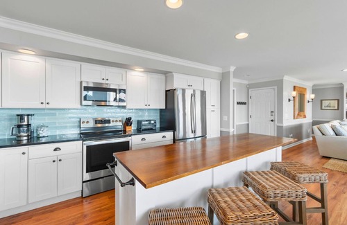 Holden Beach House | "Holden Shores" - Oceanfront Home w/Pool, 5 Bedrooms/4.5 Bathrooms