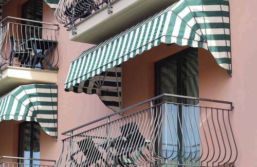 Castelletto Sopra Ticino Apartment | Holiday apartment with balcony