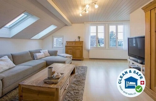 Matten bei Interlaken Apartment | Holiday apartment Matten b. Interlaken for 2 - 4 persons with 3 bedrooms - Holiday apartment in a fa