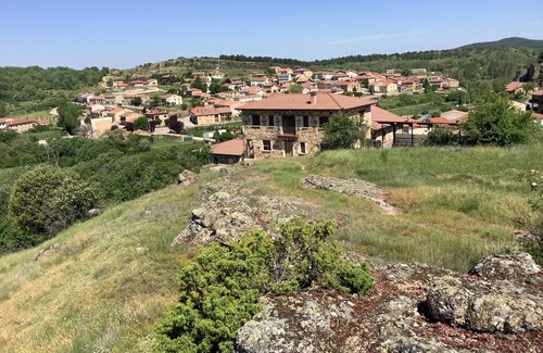 Rabanera del Pinar House | Holiday Apartment "Casa Rural Roblegordo" with Mountain View, Private & Shared Terrace