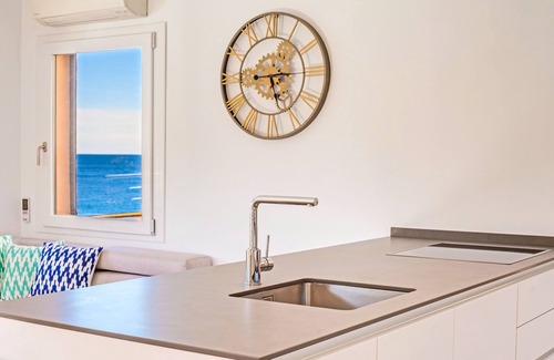 Cala Carbo Apartment | Holiday Apartment "Mirador" with Sea Views and Pool