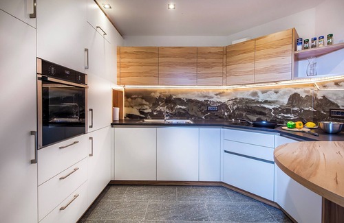 Laion Apartment | Holiday Apartment Avea App 1 with Mountain View and Garden