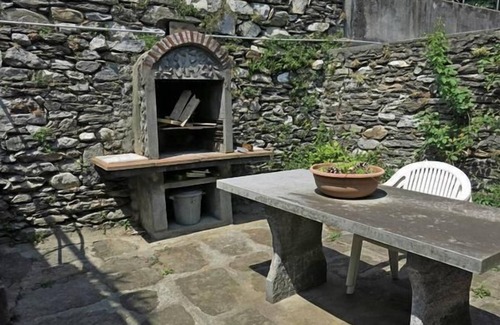 Brissago Apartment | Holiday apartment Brissago for 1 - 4 persons with 2 bedrooms - Holiday apartment