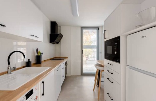 Genil Apartment | Holiday Apartment "Carmela Suites" with Wi-Fi