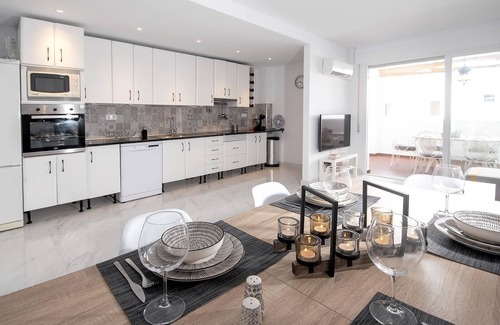 Velilla-Taramay Apartment | Holiday Apartment "Casa Chana" with Terrace, Shared Pool and Jacuzzi