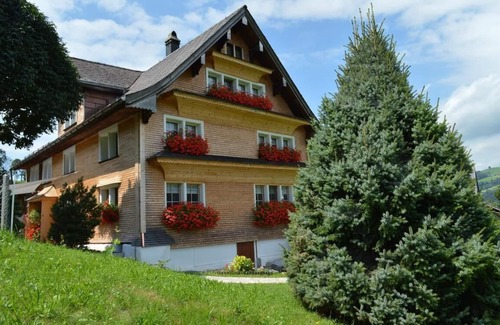 Ebnat-Kappel Apartment | Holiday apartment Ebnat-Kappel for 1 - 6 persons with 3 bedrooms - Holiday house