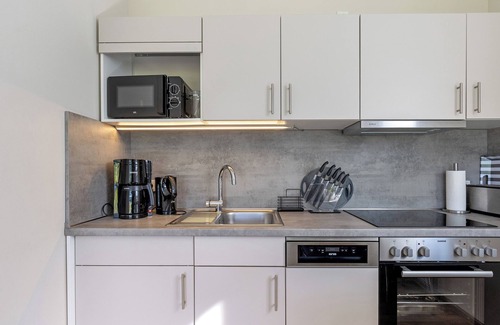 Joachimsthal Apartment | Holiday Apartment 1 with Shared Garden and Wi-Fi