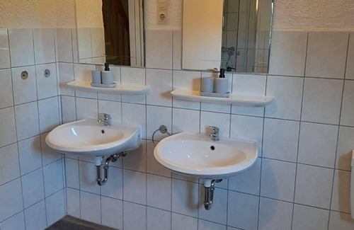 Emden Apartment | Holiday apartment Emden (Stadt) for 1 - 6 persons with 3 bedrooms - Twin house