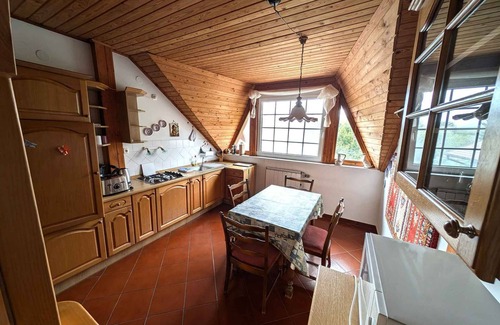 Kehidakustany Apartment | Holiday apartment with large garden, Wi-Fi and air conditioning