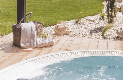 San Giovanni Apartment | Holiday Apartment 'Silva Forest' with Mountain View, Private Terrace and Wi-Fi