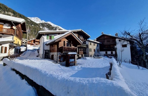 Macugnaga Apartment | Holiday apartment Macugnaga for 1 - 4 persons with 1 bedroom - Holiday apartment in one or multi-fam