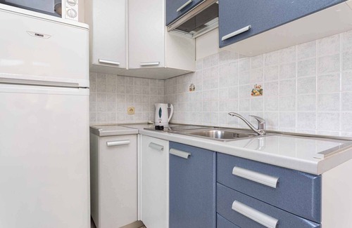 Baska Apartment | Holiday apartment near the center and the beach