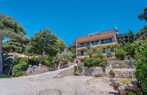 Cove Murtar Apartment | Holiday apartment only 30 meters from the beach