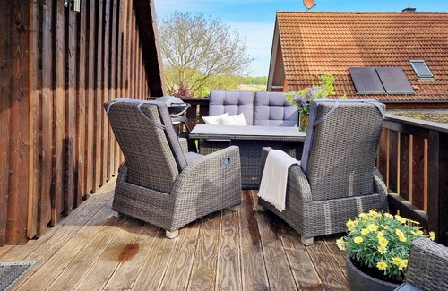 Oldendorf Apartment | Holiday Apartment Oertzheide with Private Garden, Balcony and Wi-Fi