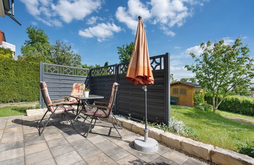 Gonnsdorf Apartment | Holiday Apartment "Schober" with Private Terrace, Private Garden & Wi-Fi