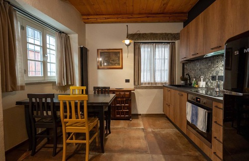 Pallanza Apartment | Holiday apartment Suna for 1 - 4 persons with 1 bedroom - Holiday apartment