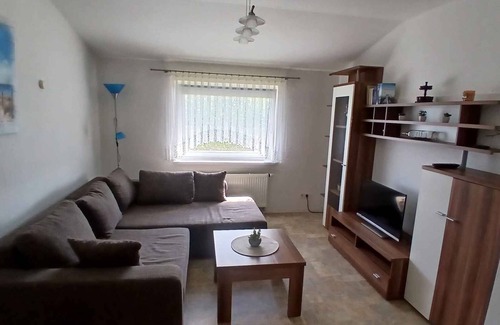 Mellenthin Apartment | Holiday apartment Terrace overlooking the water