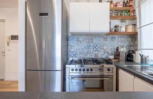 Capaci Apartment | Holiday Apartment "The View Of The Sea" near Beach with 2 Balconies & Wi-Fi