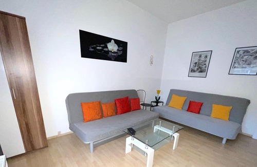 Mittelstadt Apartment | Holiday Apartment "Theaterhaus Loge" with Wi-Fi