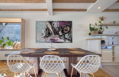 Halstenbek Apartment | Holiday Apartment "Villa Kokorey" with Private Terrace, Shared Garden & Wi-Fi