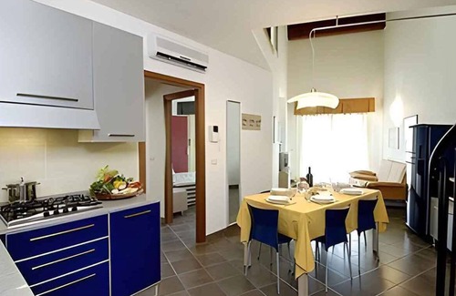 Bibione Pineda Apartment | Holiday apartment with balcony and air conditioning