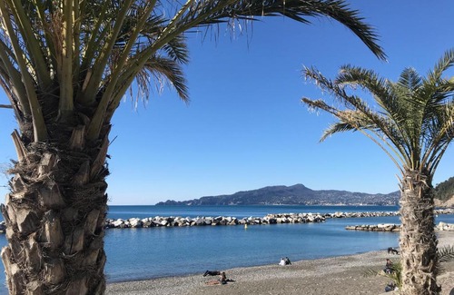 Chiavari Apartment | Holiday at Chiavari Stadium