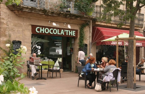 Pezenas Apartment | Holiday bliss romantic town - LES VOLETS VERTS - OUR COSY HOUSE