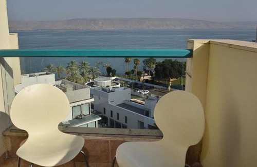 Tiberias Old City Apartment | Holiday by Lake Kinneret