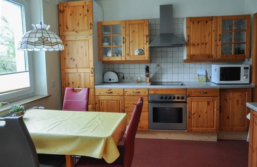 Detmold House | Holiday cottage in the countryside, family-friendly