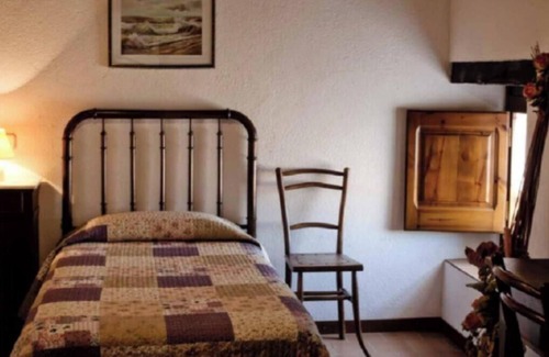 Sant Agusti de Llucanes House | Holiday Home 'Cal Masover' with Mountain View, Private Pool and Wi-Fi
