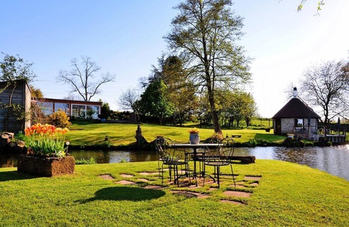 Val-de-Moder Apartment | Holiday Farm in Pfaffenhofen with Indoor Pool