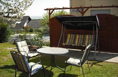 Niederburg House | * Holiday flat Muders for 8 people. - Holiday Region Mittelrhein - opposite Lorele