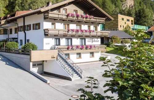 Soelden Apartment | Holiday flats Landhaus Falkner, Sölden