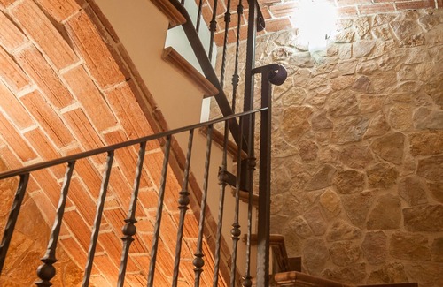 La Mata de los Olmos House | Holiday Home 'Millán' with Balcony and Wi-Fi