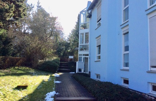 Mitte Apartment | Holiday Ho. in Saarbrücken 5 min. z. Central Station i. the pedestrian zone
