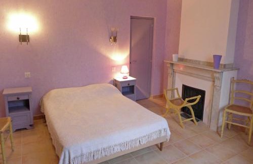 Montbrun-des-Corbieres House | Holiday Home in Montbrun with Pool & Vineyards