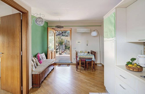 Colli di Fontanelle House | Holiday Home "Li Galli" with Sea View, Garden & Wi-Fi