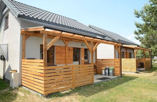 Ustka House | Holiday home, 3 bedrooms, fishing pond, sauna