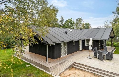 Nordost House | Holiday Home Babara - 350m from the sea by Interhome