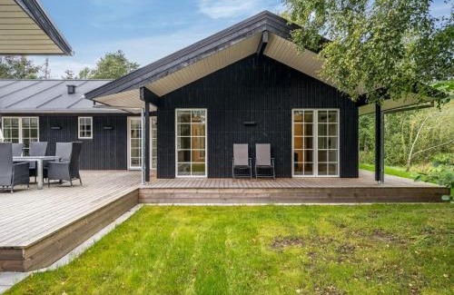 Nordost House | Holiday Home Babara - 350m from the sea by Interhome