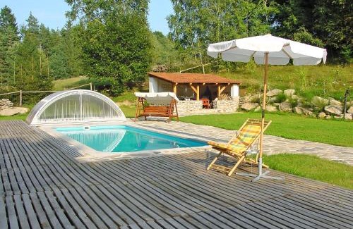 Benesov nad Cernou House | Holiday Home Benešov nad Černou by Interhome
