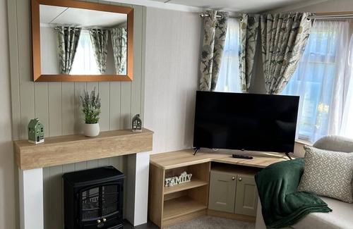 Knaresborough House | Holiday Home by the river Nidd 8