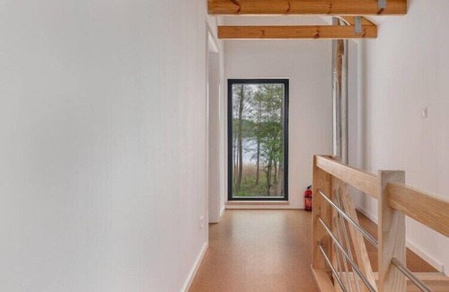 Wiselka House | Holiday Home by Lake Wisełka with Sauna