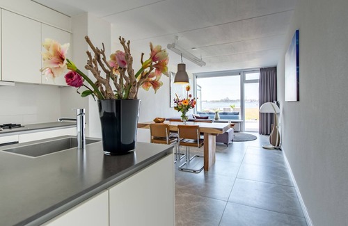 Kamperland House | Holiday Home by Veerse Meer with Panoramic View