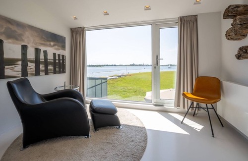 Kamperland House | Holiday Home by Veerse Meer with Panoramic View