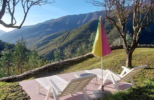 Molini di Triora House | Holiday Home 'Ca' Kira' with Mountain View, Shared Pool & Wi-Fi