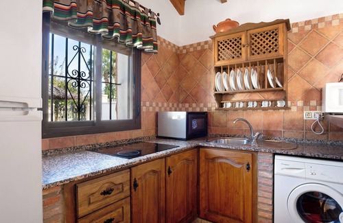 Zahora House | Holiday Home "Casa Alberto" On the Beach with Terrace, Garden and Wi-Fi