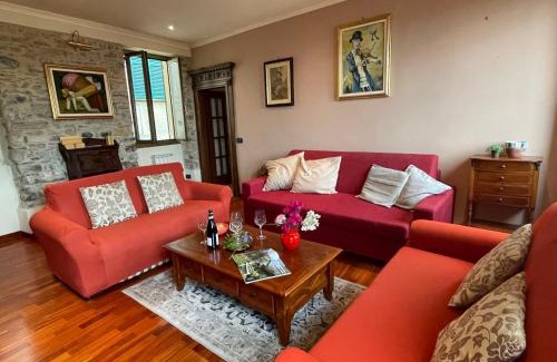 Pietrabruna House | Holiday Home Casa Alfonso by Interhome